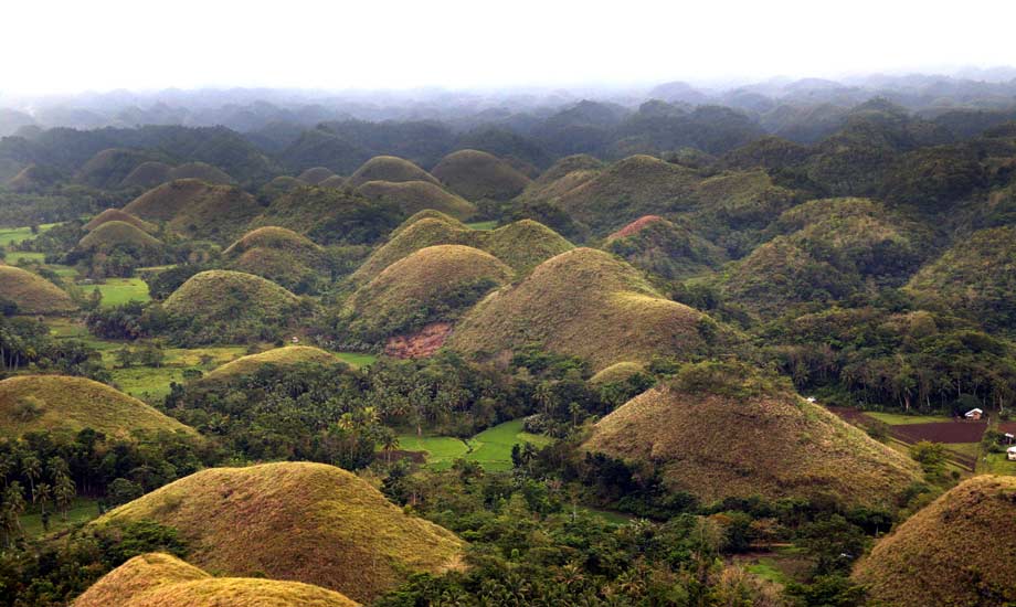 chocolate hills bohol Philippines