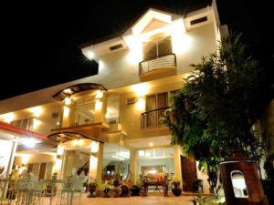 Stay At The Harbour Gardens Tourist Inn Bohol And Get More Out Of Your Money! 001